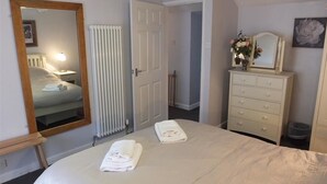 Room - Kiwi Cottage (Tenby)