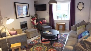 Living area - Kiwi Cottage (Tenby)