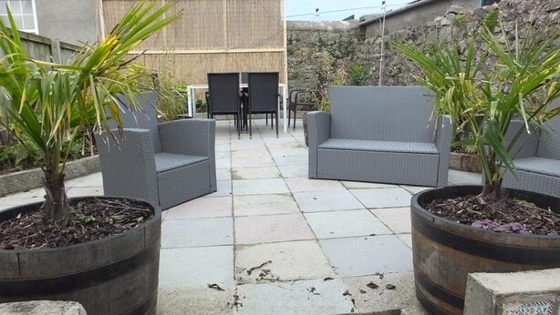 Terrace/patio - Kiwi Cottage (Tenby)