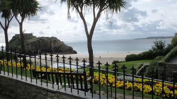 Beach nearby - Whitesands (Tenby)