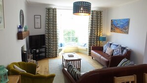 Ferienhaus (3 Bedrooms) | Wohnbereich | Fernseher