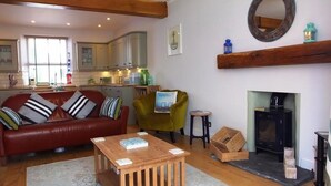 Ferienhaus (3 Bedrooms) | Wohnbereich | Fernseher