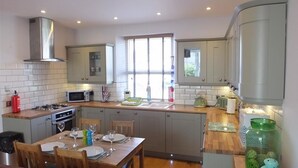 Ferienhaus (3 Bedrooms) | Eigene Küche | Kühlschrank, Ofen, Geschirrspüler, Wasserkocher