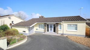 Exterior - Sundown Cottage (Saundersfoot)