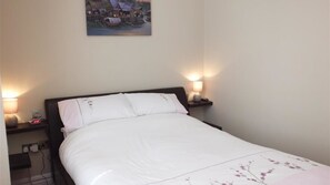 House (2 Bedrooms)