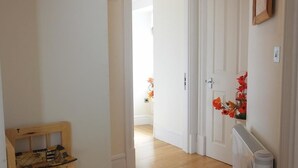 Unclassified image, 4 of 21, button - Paragon House 2 (Tenby)