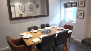 تناول الطعام