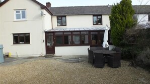 Exterior - Angel Cottage 2 (Narberth)
