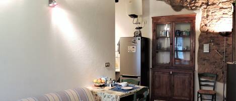 Appartement, 1 chambre | Coin séjour | Télévision, console de jeux vidéo