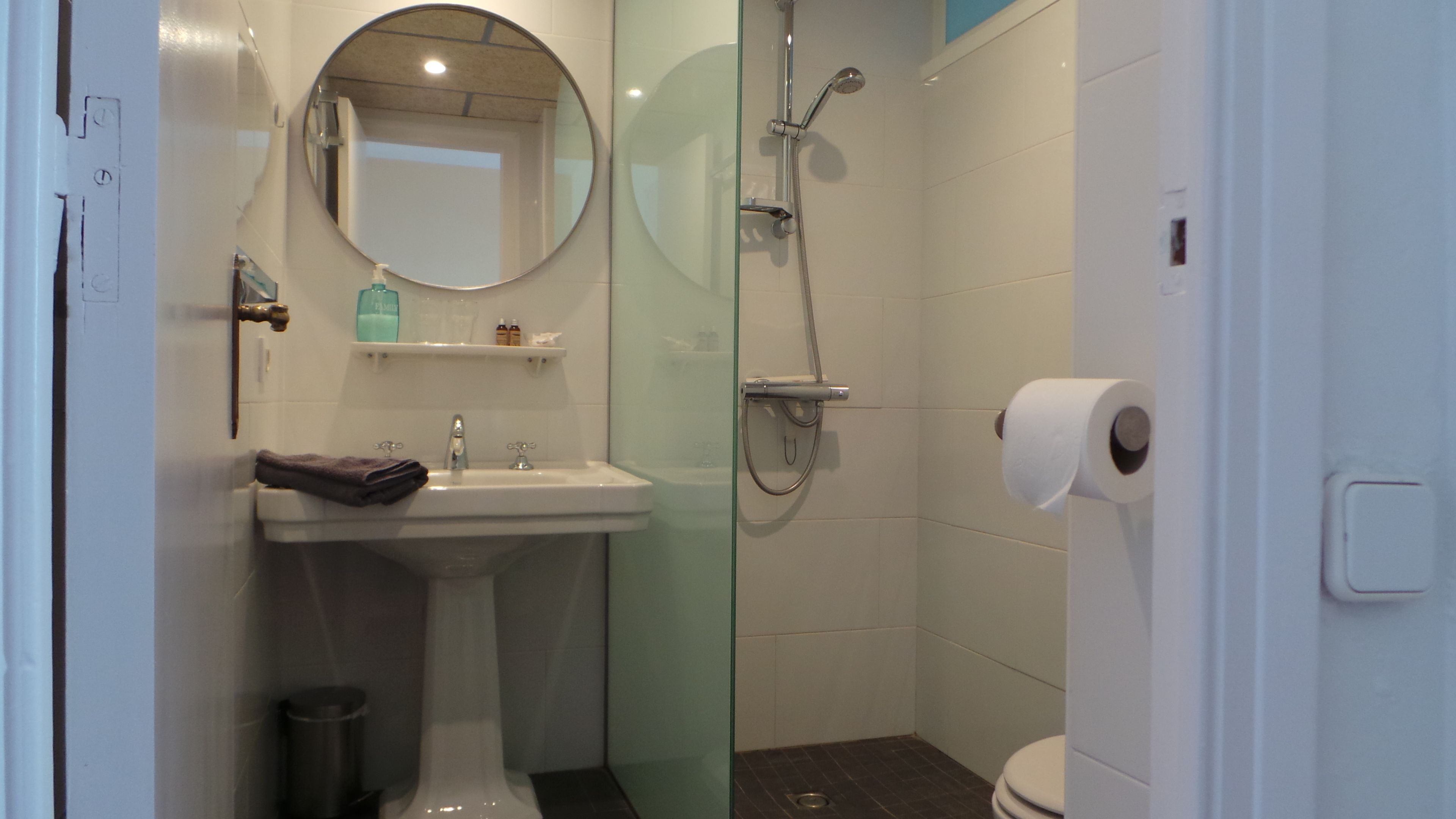 Double Room, Sea View | Bathroom shower