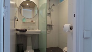 Double Room, Sea View | Bathroom shower