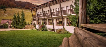 Casa Muntelui Fundata