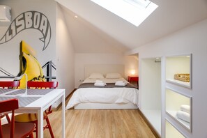 1 quarto, ferros/tábuas de passar roupa, acesso à internet