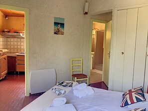 1 Schlafzimmer, Bügeleisen/Bügelbrett, kostenloses WLAN