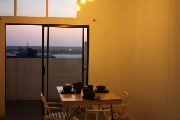 Private kitchen - Maputo Cityview Apartment (Maputo)