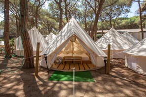 Tent, 2 Twin Beds | Free WiFi, bed sheets