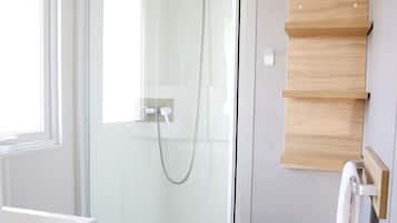 Premium Bungalow, 2 Bedrooms (Dalí) | Bathroom