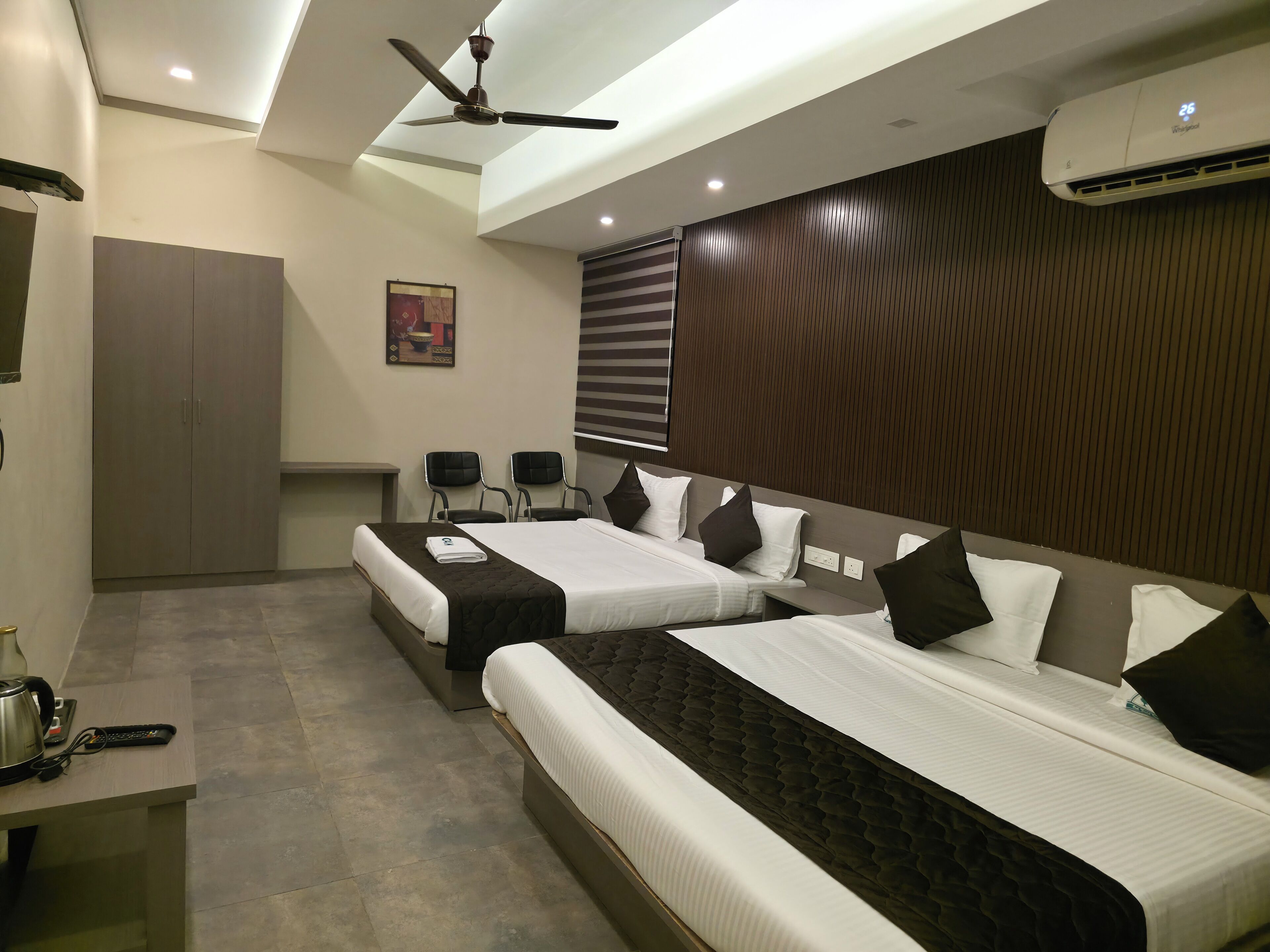 家庭房 | 1 多间卧室、特色装修、特色家居、办公桌