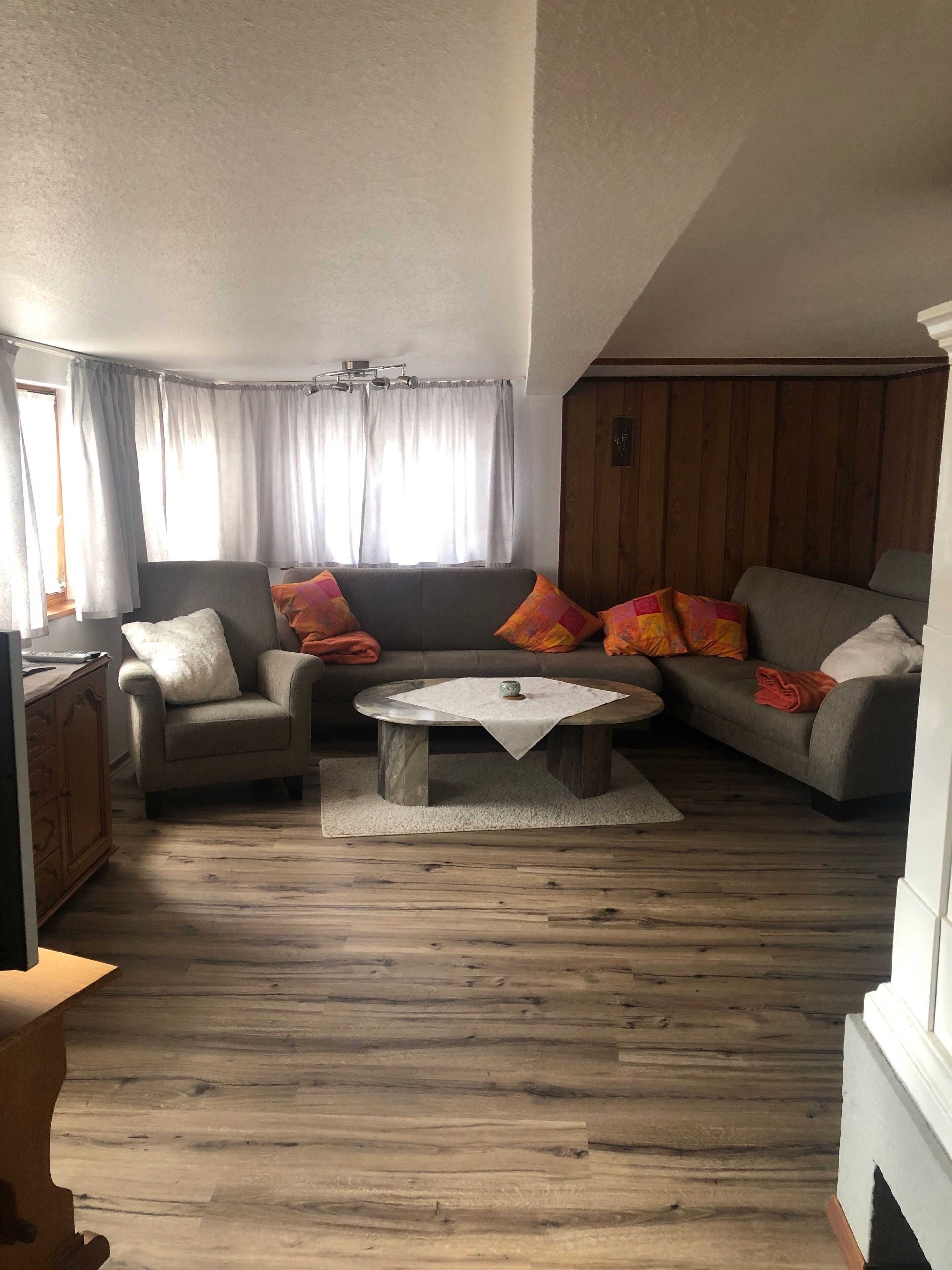 Classic-Apartment, 2 Schlafzimmer (Nr. 1) | Wohnzimmer | Flachbildfernseher