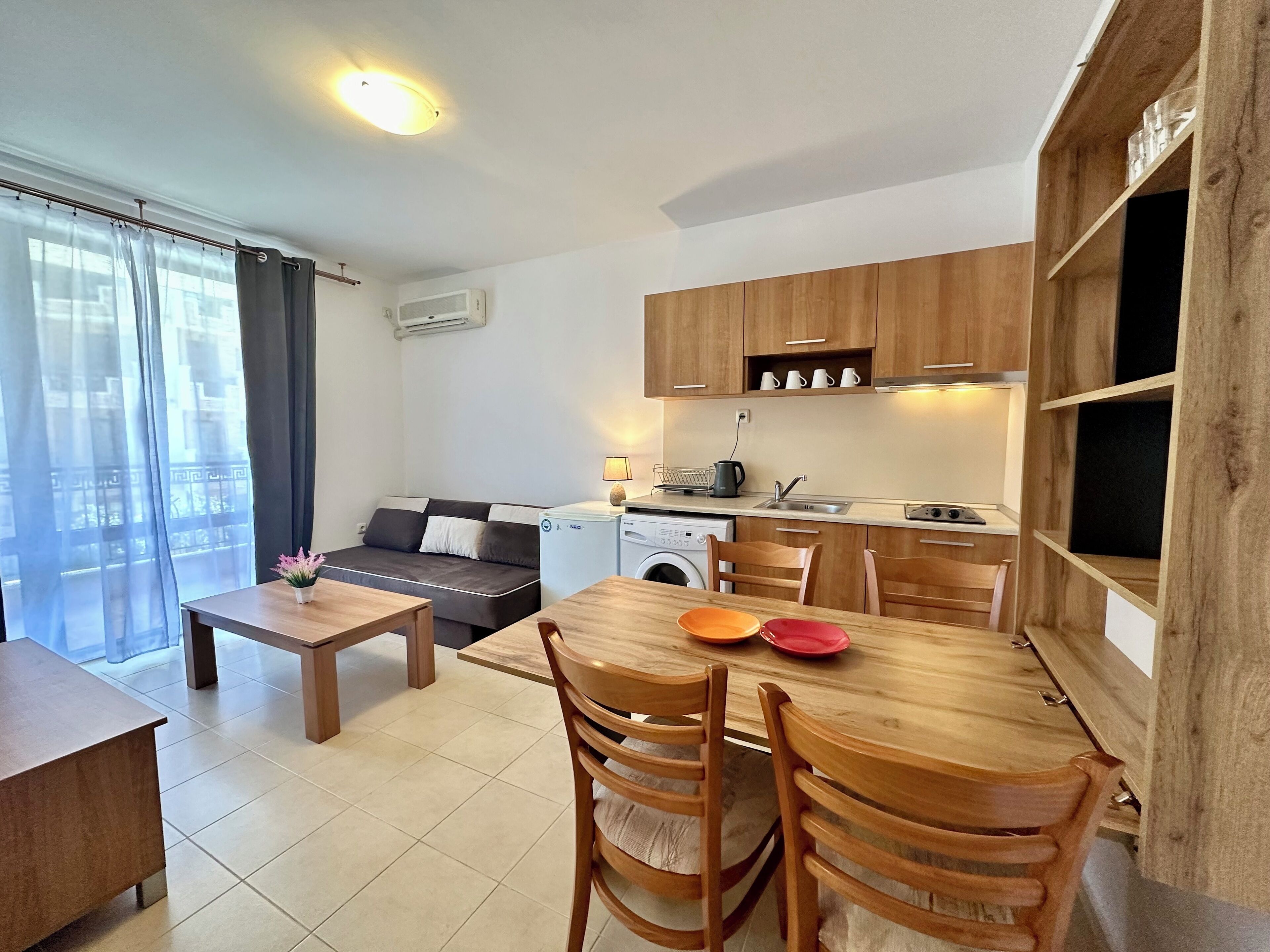 Classic Apartment, 1 Bedroom, Park View | 1 bedroom, free WiFi, bed sheets