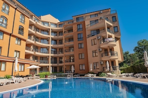 Property grounds - Efir 2 - Menada Apartments (Sunny Beach)