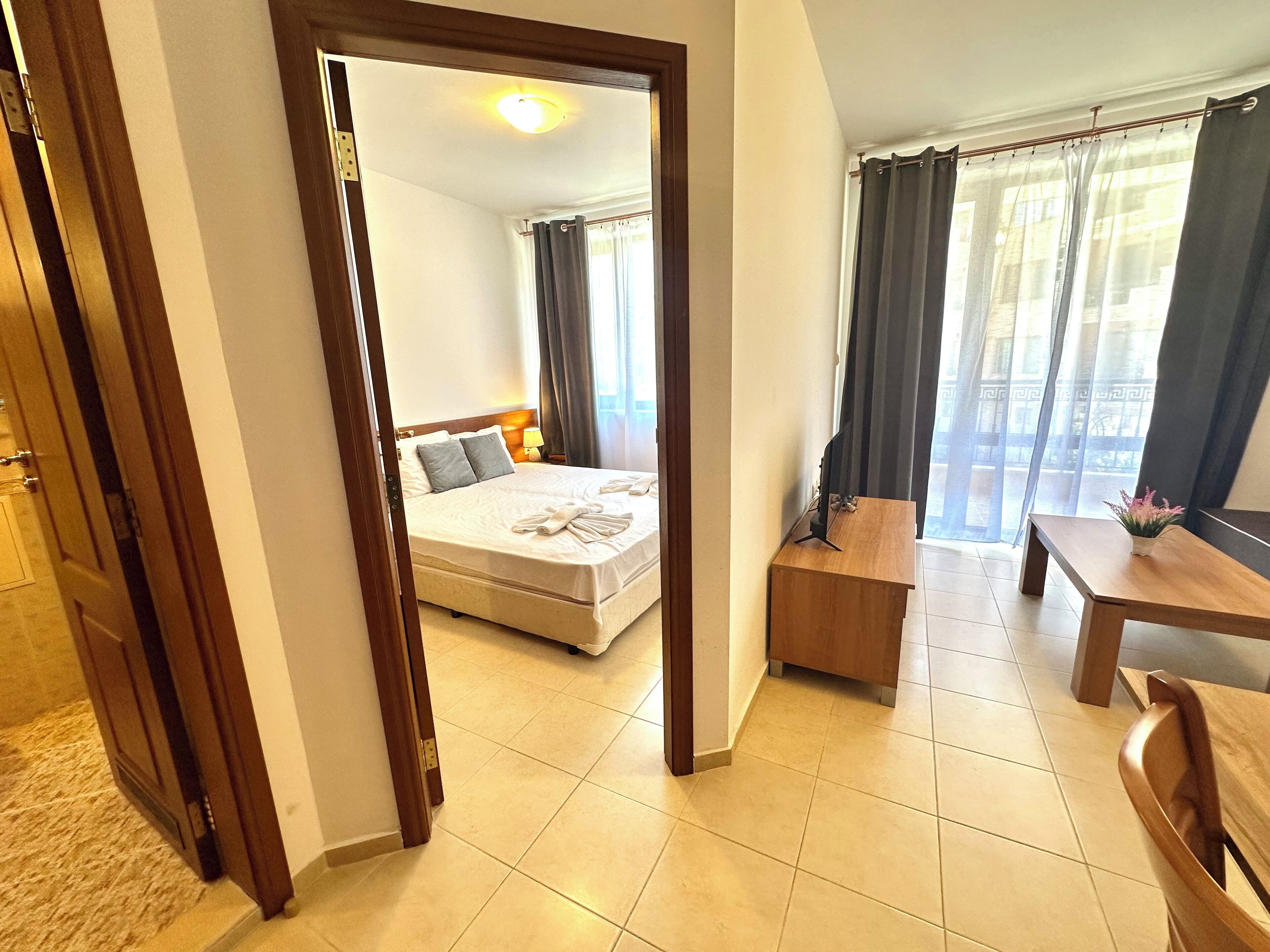 Classic Apartment, 1 Bedroom, Park View | Living area | TV