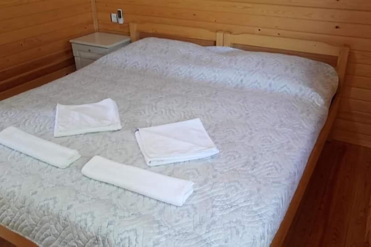 bungalow, 1 bedroom | minibar, free wifi, bed sheets