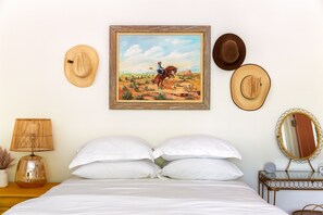 1 habitación, escritorio, tabla de planchar con plancha y wifi gratis 