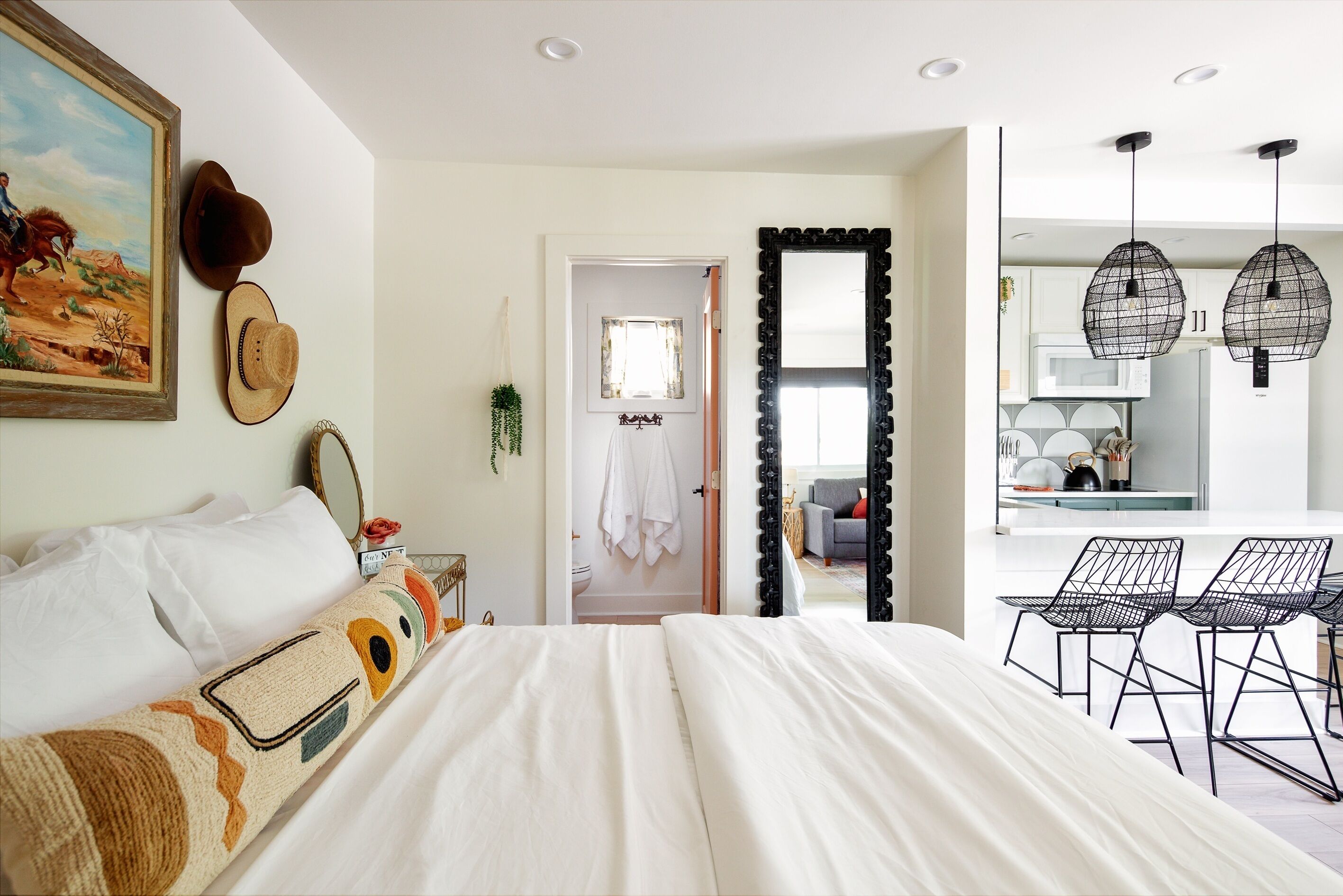 1 slaapkamer, een bureau, een strijkplank/strijkijzer, gratis wifi