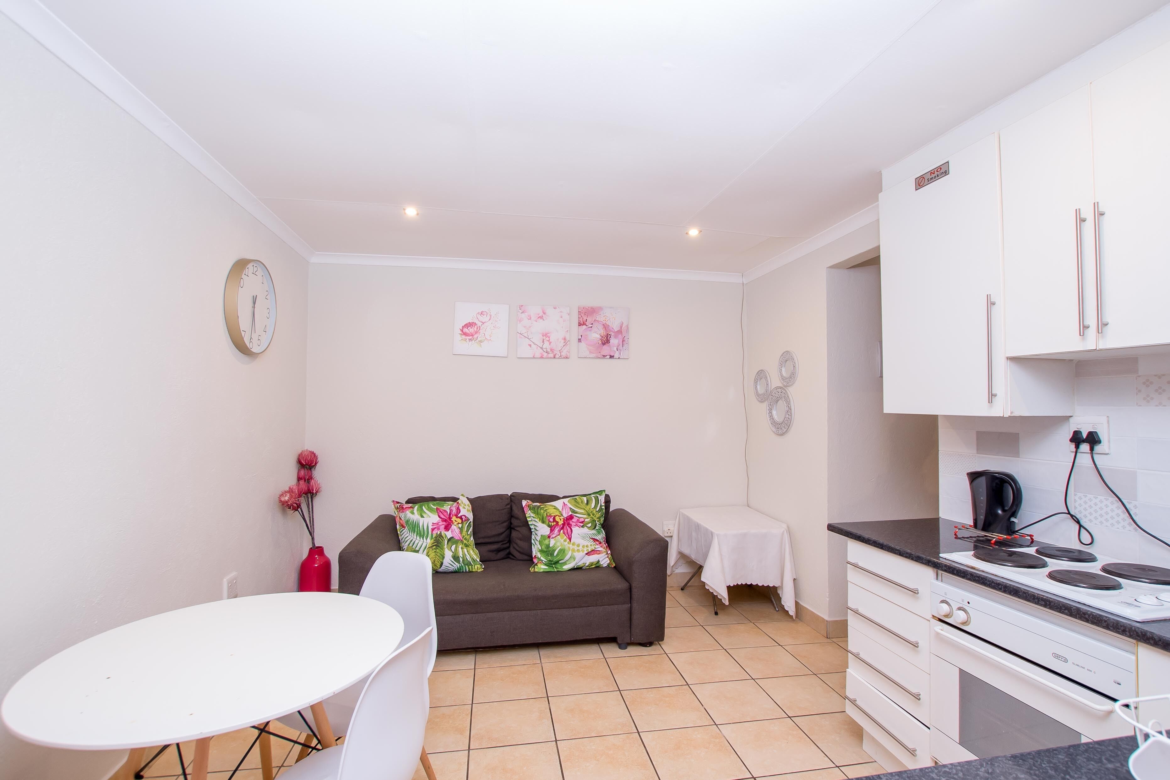 스탠다드 아파트 | 거실 공간