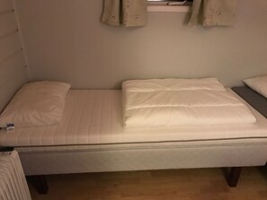 Chalet, varias camas, vista a la colina | Insonorización, wifi gratis y ropa de cama 