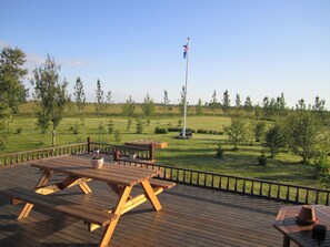 BBQ/picnic Area - Hekla Holiday Home (Storinupur)