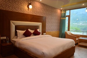 Super Deluxe Room | Desk, rollaway beds, free WiFi - Jannat Hotel and Spa (Manali)