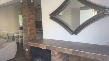 Apartemen Keluarga, 1 Tempat Tidur Queen dengan tempat tidur Sofa, pemandangan teluk | Area keluarga