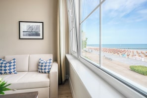 Quarto casal, vista para o oceano (XL) | Roupas de cama antialérgicas, ferros/tábuas de passar roupa