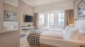 Chambre Double, vue mer | Literie hypoallergénique, fer et planche à repasser, Wi-Fi gratuit