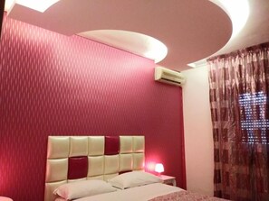 In-room safe, rollaway beds, free WiFi, bed sheets - A Casa Carmen (Aversa)