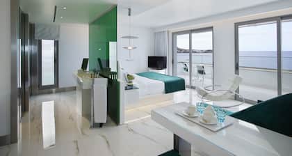 I Resort Beach Hotel & Spa