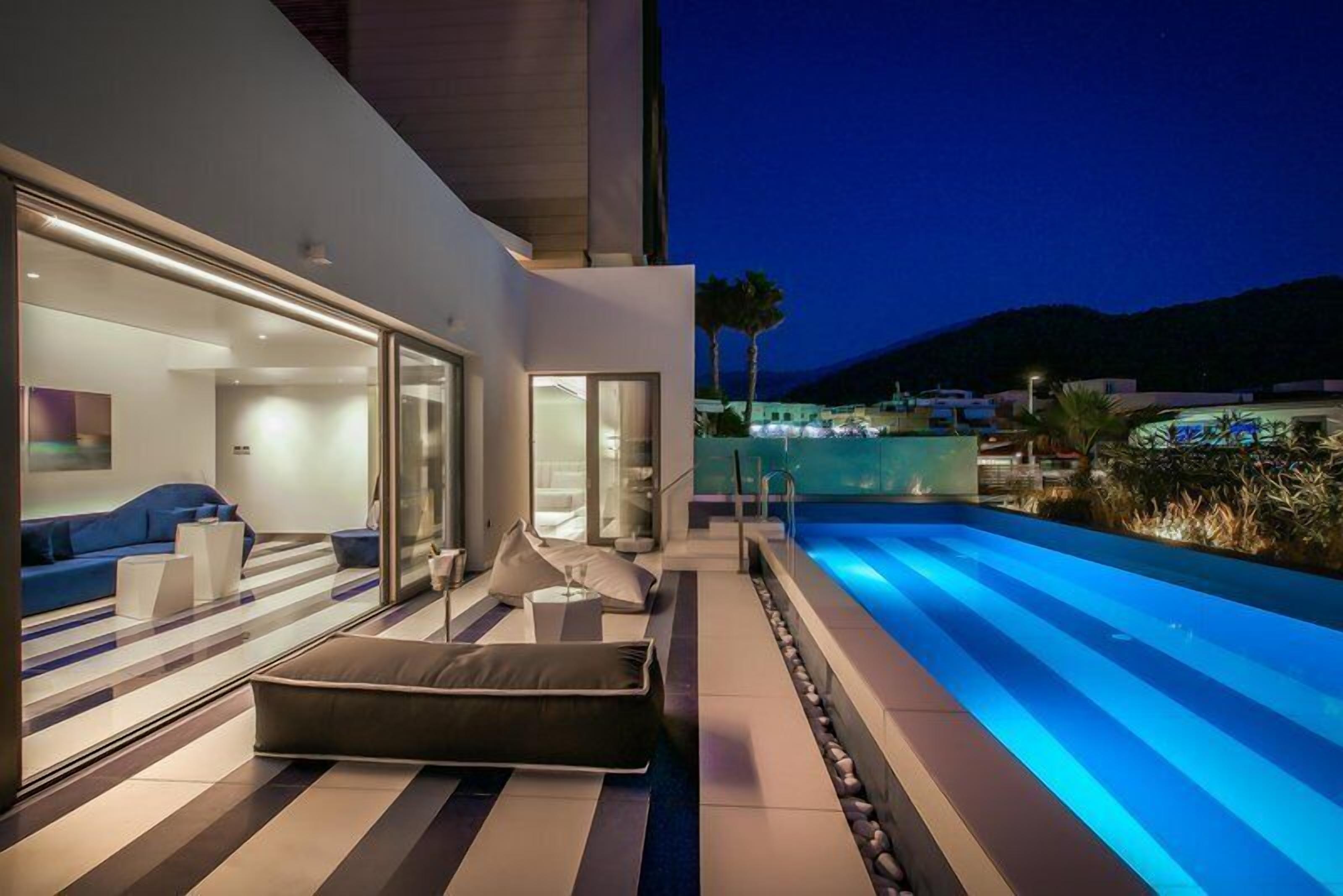 Gold Star Suite with Private Pool | Pool | 2 outdoor pools, open 10:00 AM to 6:00 PM, pool umbrellas, sun loungers