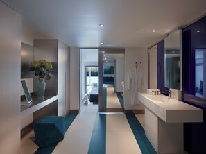 Silver Family Two Bedroom Land View | Bathroom - I Resort Beach Hotel & Spa (Hersonissos)