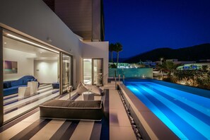 Egyptian cotton sheets, premium bedding, in-room safe, blackout drapes - I Resort Beach Hotel & Spa (Hersonissos)