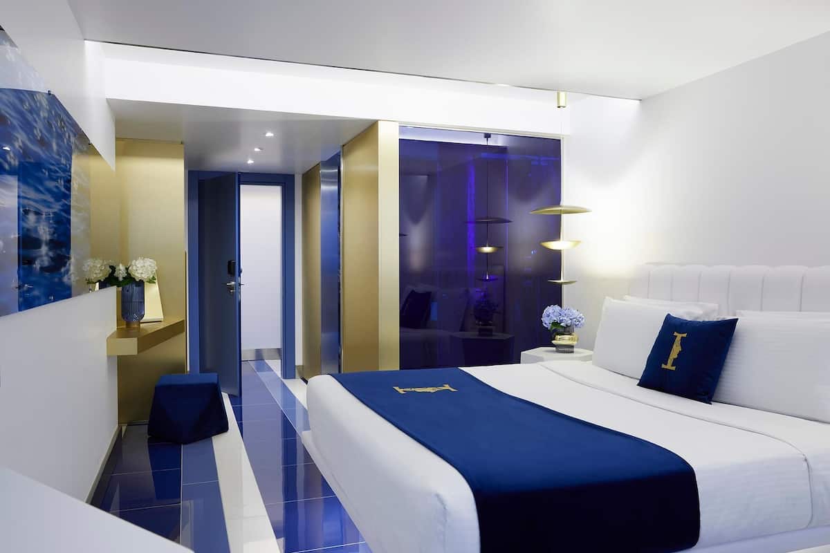 Gold Double Sea View