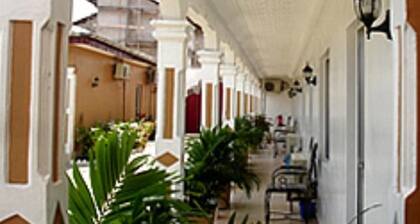 Hilary Hotel