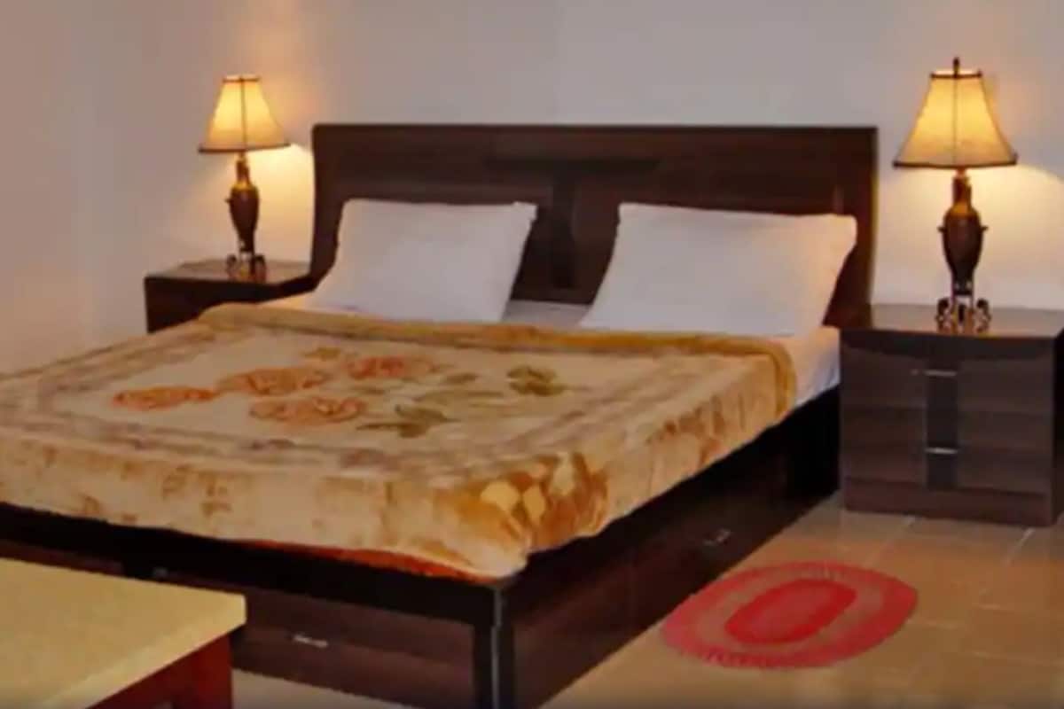 Minibar, escritorio, cortinas blackout y wifi gratis