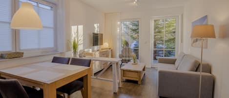 Apartment, Ground Floor | Gebar bulu kapas, bar mini, langsir/tirai gelap terus, kalis bunyi