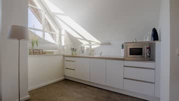 Loft | Eigene Küche | Herdplatte, Wasserkocher mit Kaffee-/Teezubehör, Wasserkocher, Toaster