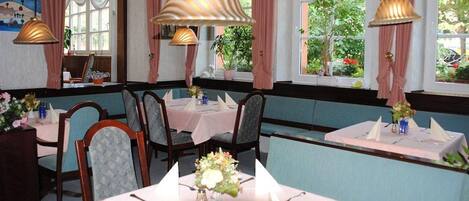 Tägliches inbegriffenes Frühstücksbuffet