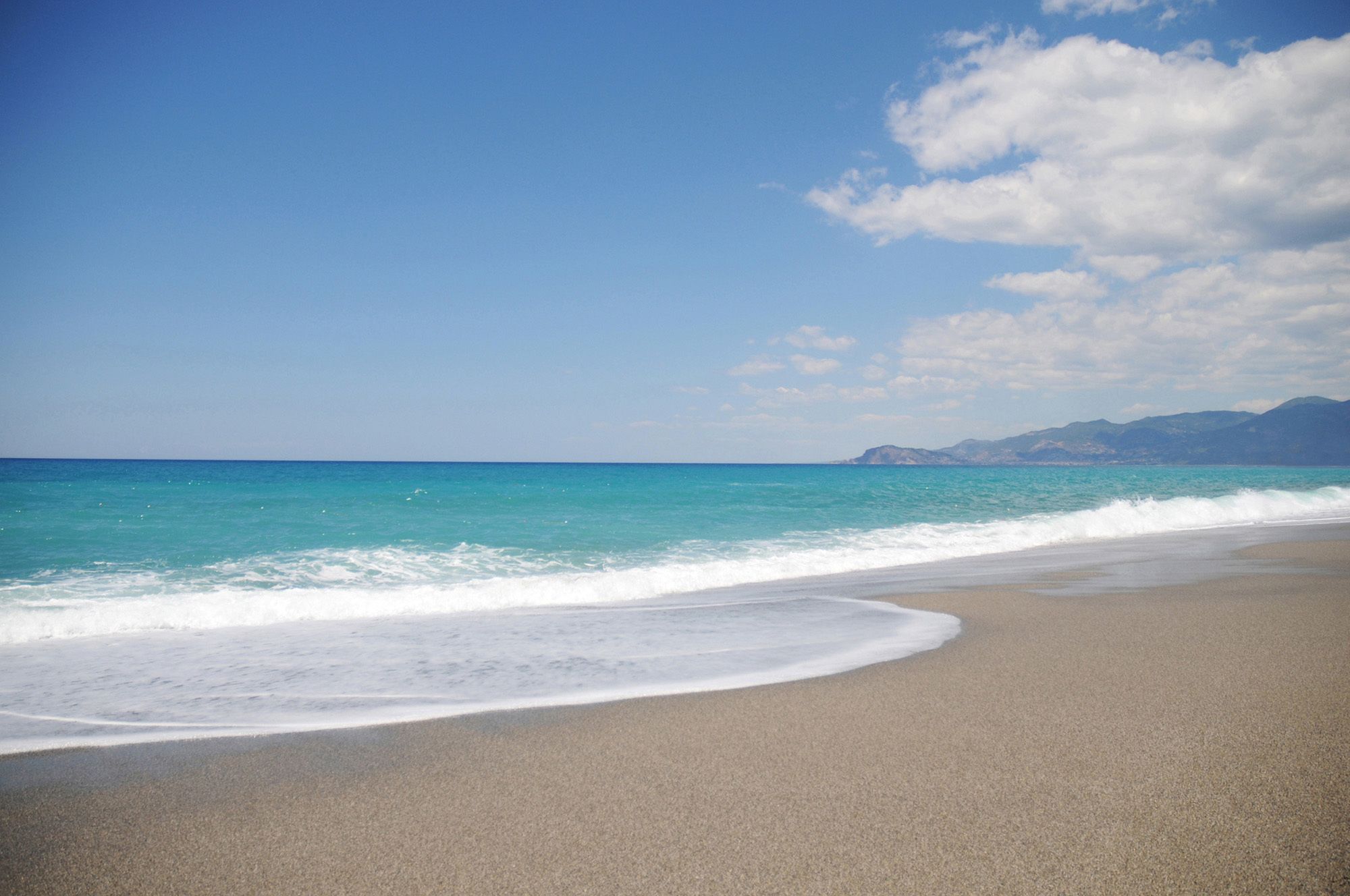 Private beach nearby, white sand, free beach shuttle, free beach cabanas