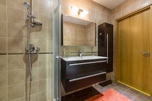 Bathroom - Hilltop Apartments - City Centre Foorum (Tallinn)