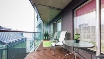 Apartment, 1 Bedroom, Terrace (Narva street 5) | Terrace/patio